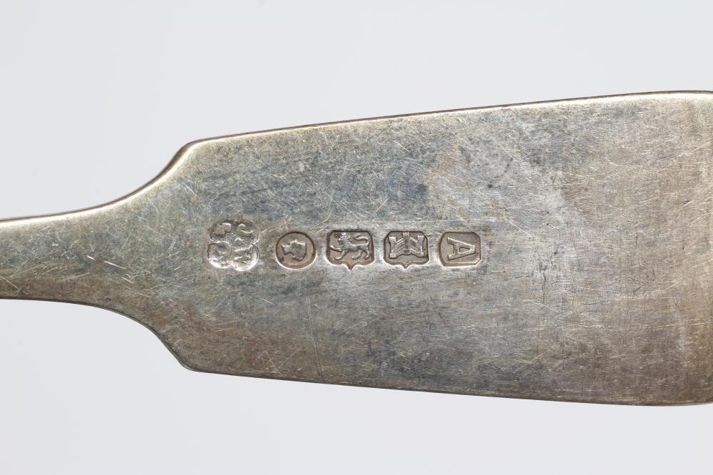 A SET OF SIX VICTORIAN SILVER DESSERT SPOONS Image