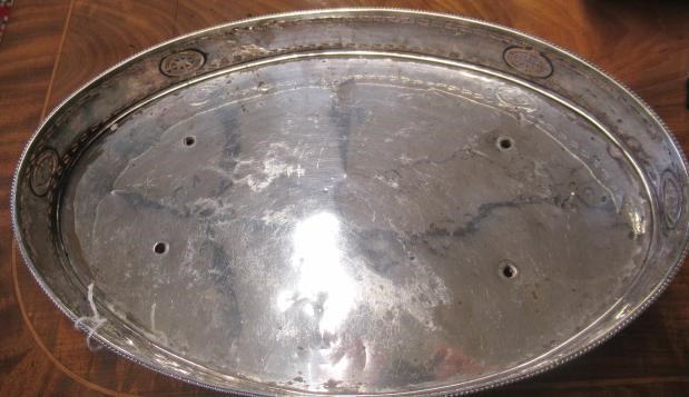 A GEORGE III IRISH SILVER GALLERIED OVAL STAND Image