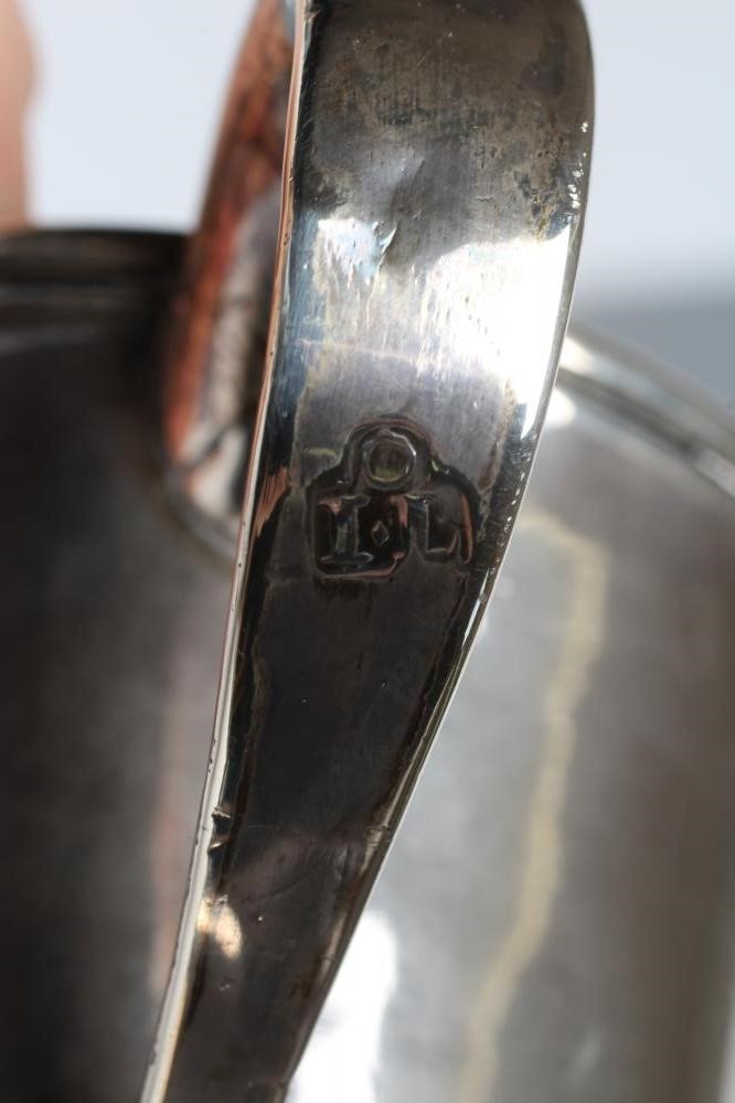 A GEORGE III SILVER LOVING CUP Image