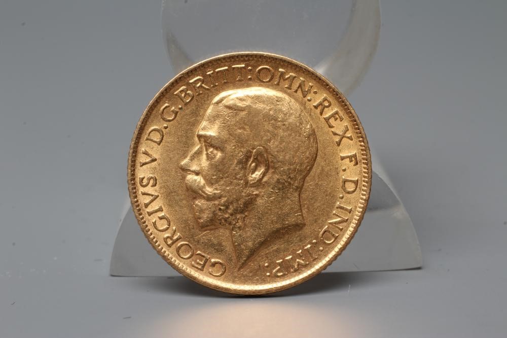 A GEORGE V SOVEREIGN, 1913, 8g (Est. plus 20% premium) Image