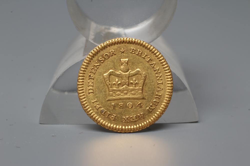 A GEORGE III HALF SOVEREIGN, 1804, 2.7g (Est. plus 20% premium) Image