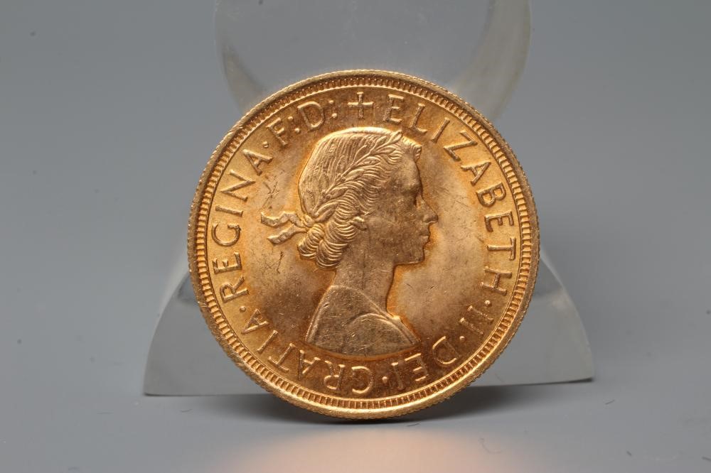 AN ELIZABETH II SOVEREIGN, 1957, 8g (Est. plus 20% premium) Image