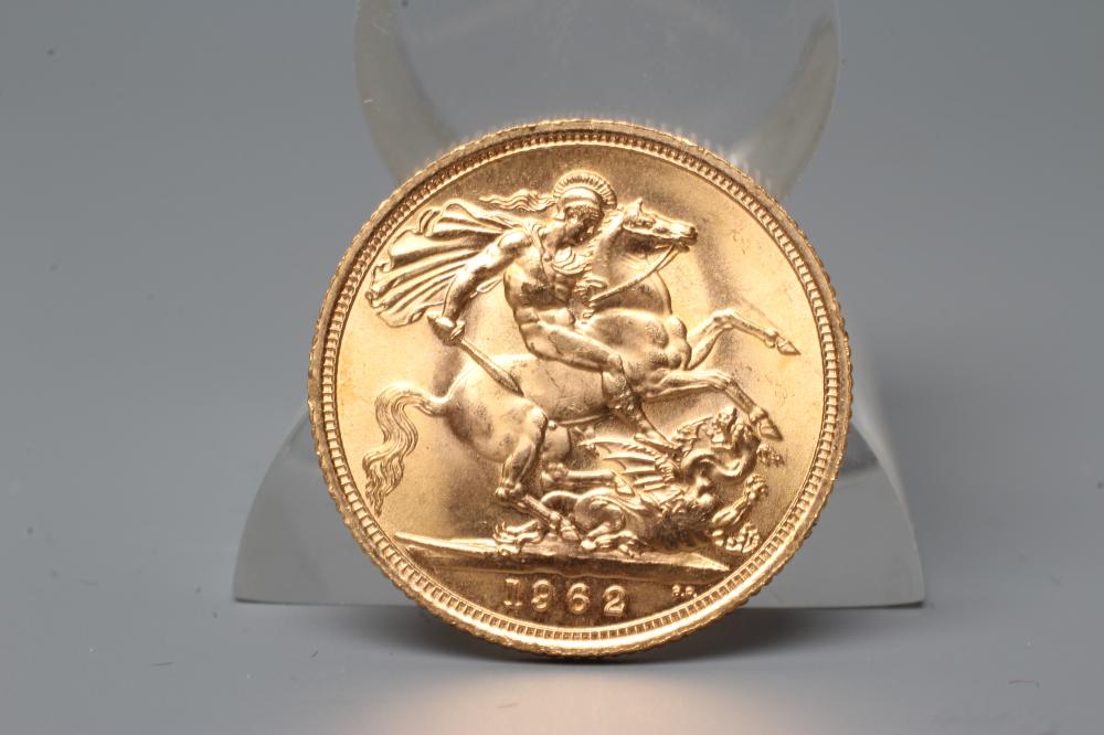 AN ELIZABETH II SOVEREIGN, 1962, 8g (Est. plus 20% premium) Image