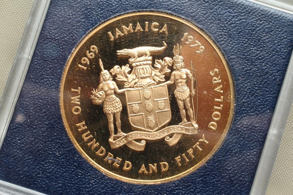 A JAMAICA GOLD PROOF $250, 10th Anniversary of the Investiture of Prince Charles 1969-1979, 1.25ozs, Image