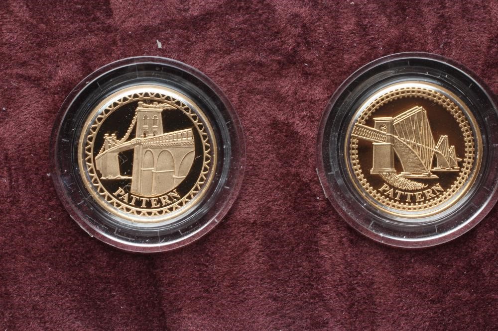 AN ELIZABETH II PROOF "BRIDGES PATTERN COLLECTION", 2003, each 19.6g, in capsules and cased with Image