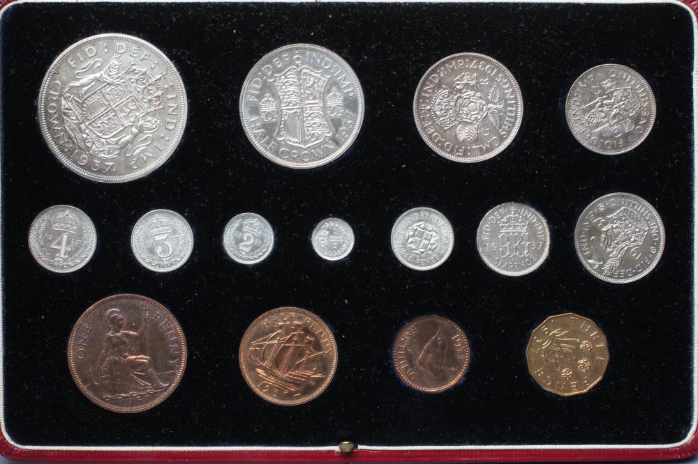 A GEORGE VI SPECIMEN FIFTEEN COIN SET, 1937, including Maundy money, in original case (Est. plus 24% Image