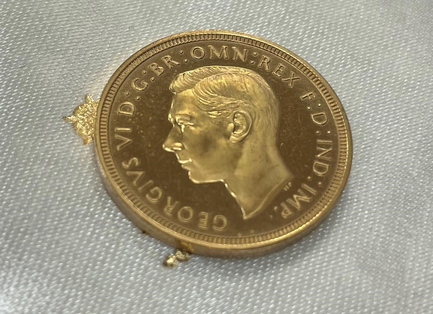 A GEORGE VI SPECIMEN GOLD FOUR COIN SET, 1937, comprising £5, £2, sovereign and half sovereign, Image