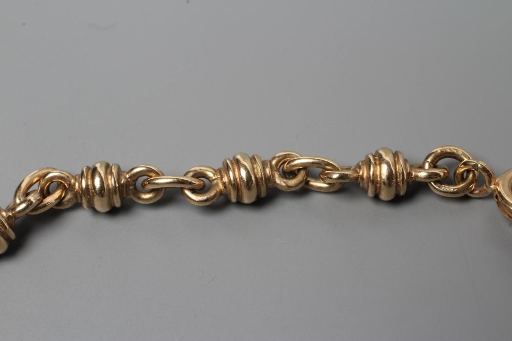 A 9CT GOLD FANCY LINK CHAIN NECKLACE, Birmingham 2004, 28.9g (Est. plus 24% premium inc. VAT) Image