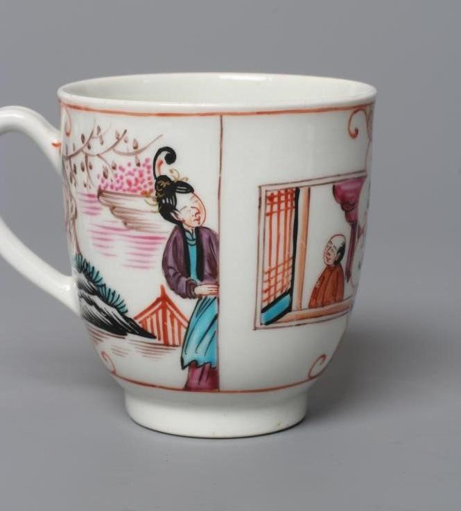 A FIRST PERIOD WORCESTER PORCELAIN COFFEE CUP Image