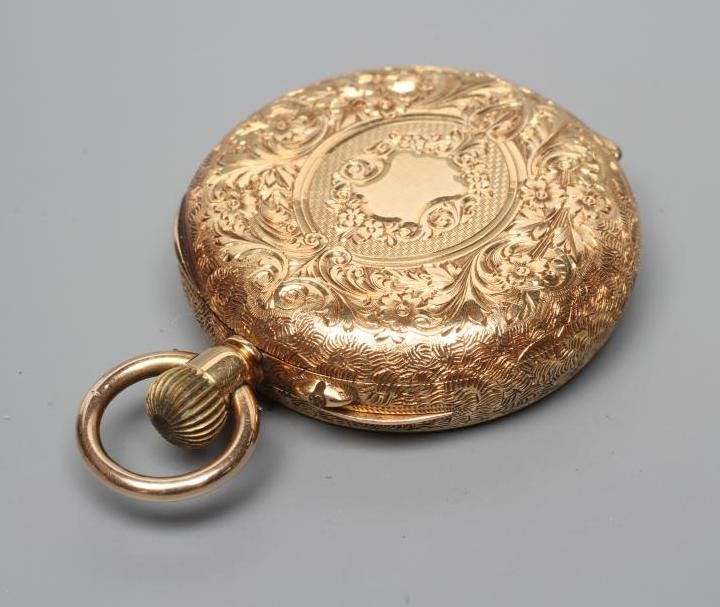 A LADY'S TOP WIND FOB WATCH Image