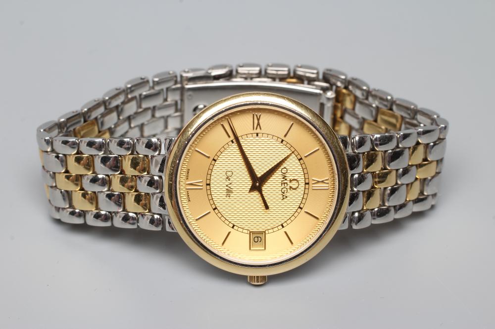 A GENTLEMAN'S OMEGA DE VILLE WRISTWATCH Image