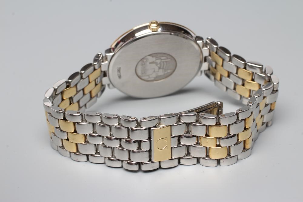 A GENTLEMAN'S OMEGA DE VILLE WRISTWATCH Image