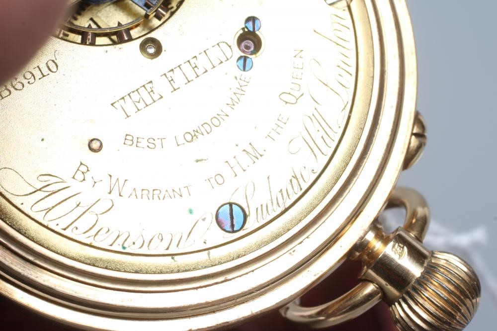 AN 18CT GOLD TOP WIND HALF HUNTER POCKET WATCH Image