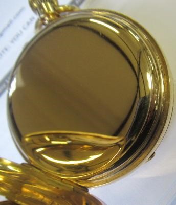 AN 18CT GOLD TOP WIND HALF HUNTER POCKET WATCH Image