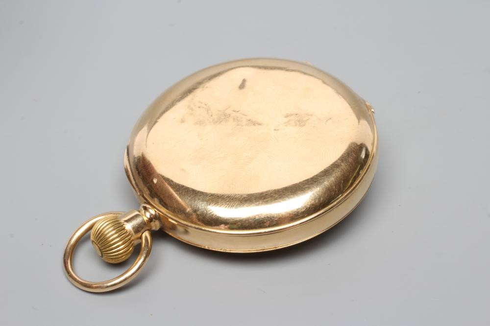 AN 18CT GOLD TOP WIND HALF HUNTER POCKET WATCH Image