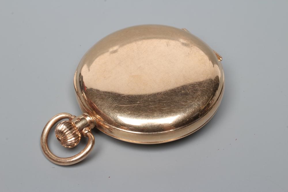 A 9CT GOLD WALTHAM TRAVELLER TOP WIND HALF HUNTER POCKET WATCH Image