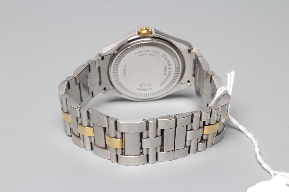 A GENTLEMAN'S BAUME & MERCIER AUTOMATIC WRISTWATCH Image
