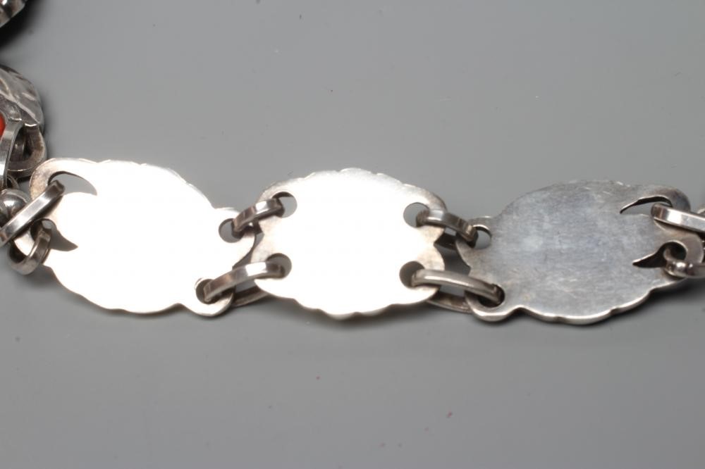 A GEORG JENSEN SILVER NECKLACE Image