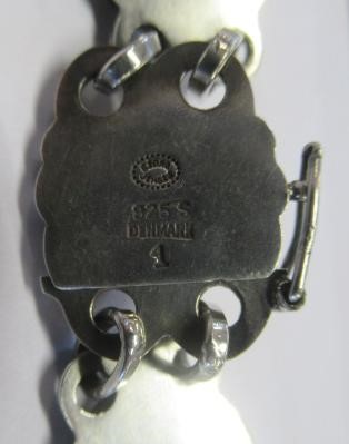 A GEORG JENSEN SILVER NECKLACE Image