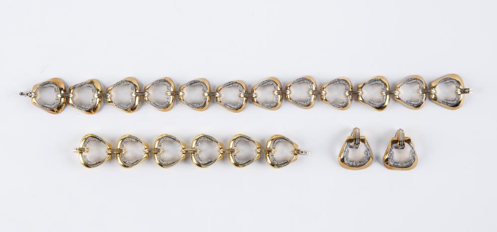 A DIAMOND SUITE comprising necklace Image