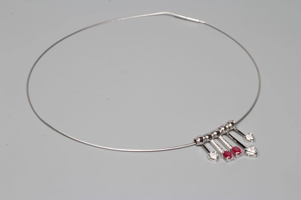 A RUBY AND DIAMOND CHOKER Image
