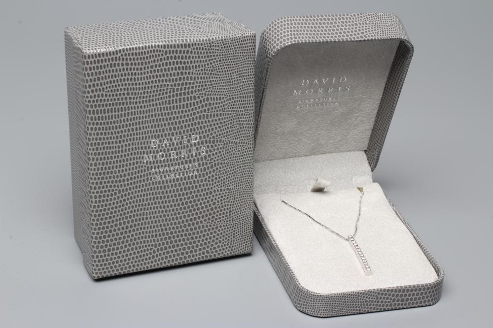 A DAVID MORRIS SIGNATURE COLLECTION DIAMOND PENDANT Image