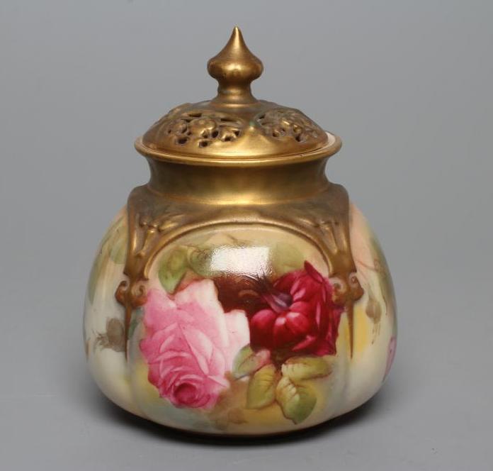 A ROYAL WORCESTER CHINA POT POURRI AND COVER Image