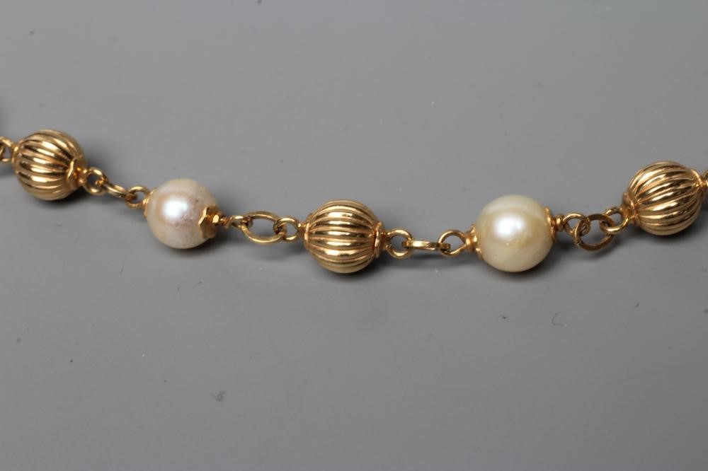 AN 18CT GOLD BEAD AND CULTURED PEARL NECKLACE Image