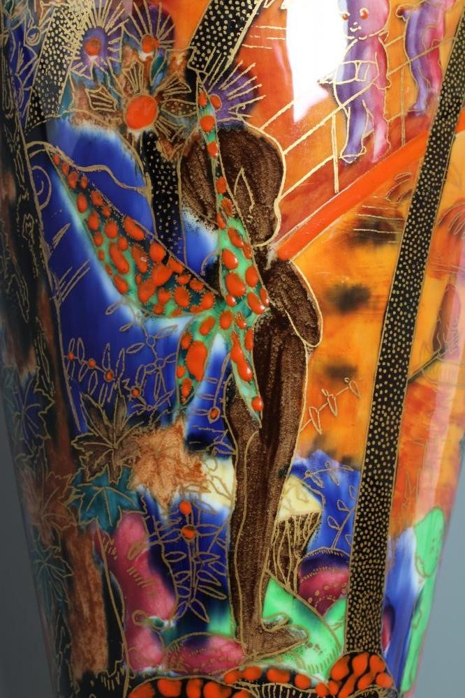 A WEDGWOOD FAIRYLAND LUSTRE VASE Image