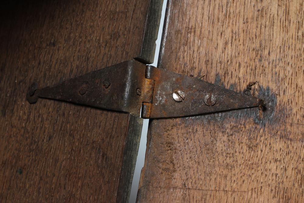 AN OAK BOARDED BOX Image