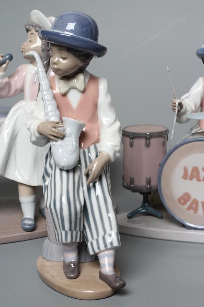 A LLADRO PORCELAIN SIX PIECE JAZZ BAND Image