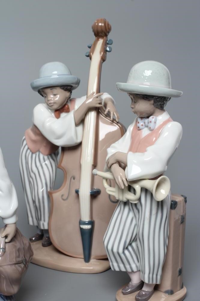 A LLADRO PORCELAIN SIX PIECE JAZZ BAND Image