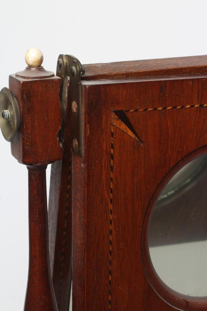 A MAHOGANY AND INLAID ZOGROSCOPE Image