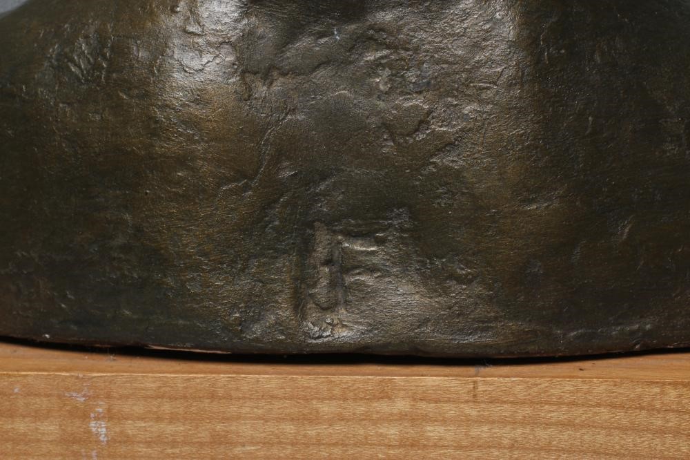 ROBERT K FRAMPTON (Contemporary) "One Year Old", bronzed composition bust on oblong wood base, Image