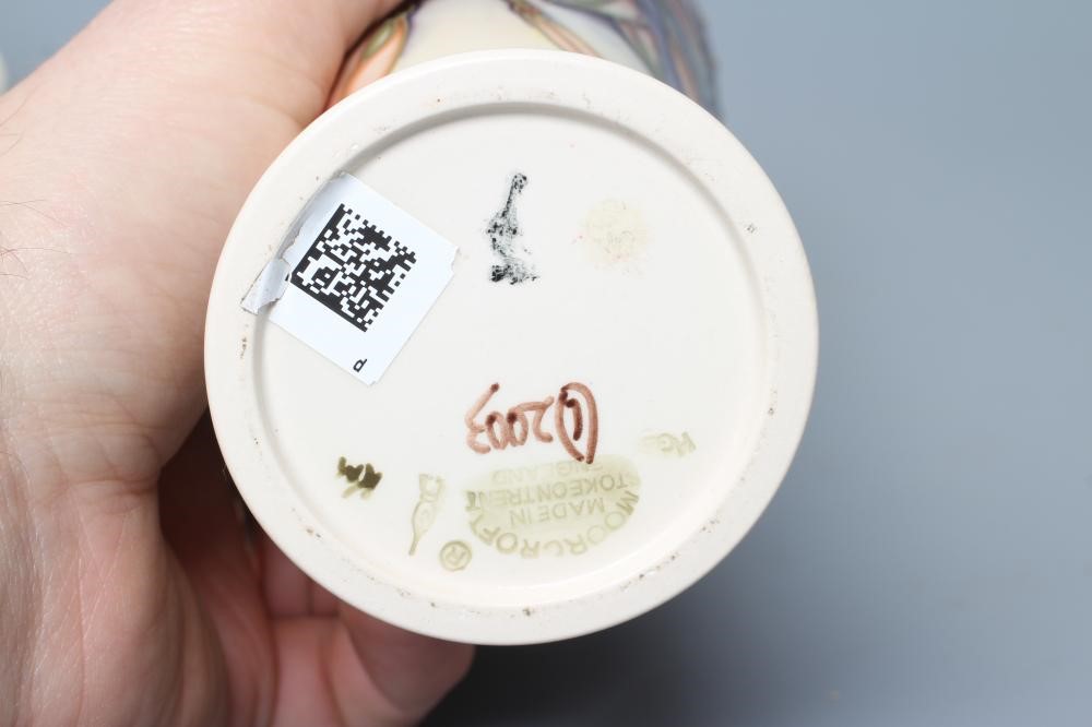 A MOORCROFT POTTERY PERUVIAN VASE Image