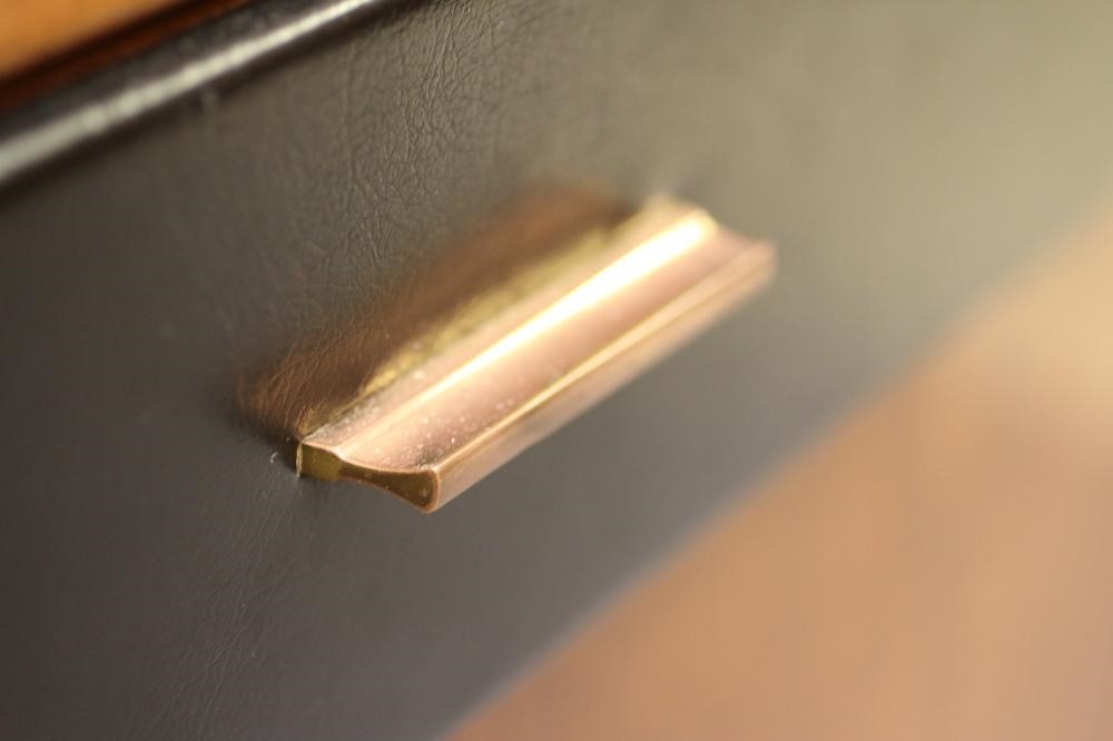 A RETRO TEAK SIDEBOARD Image