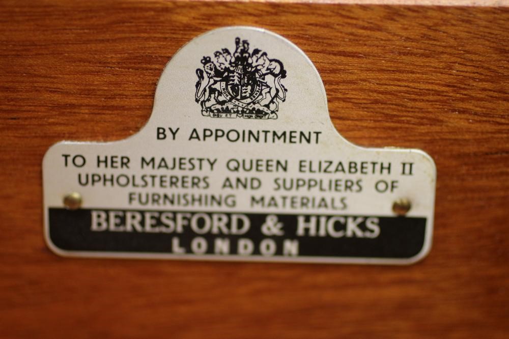 A RETRO TEAK SIDEBOARD Image