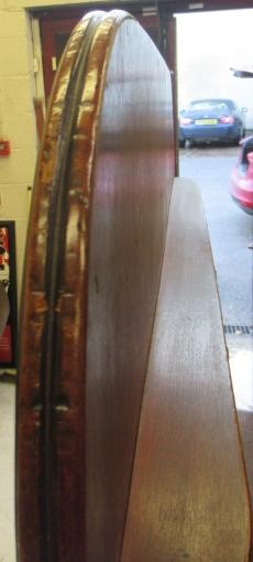 A REGENCY MAHOGANY BREAKFAST TABLE Image