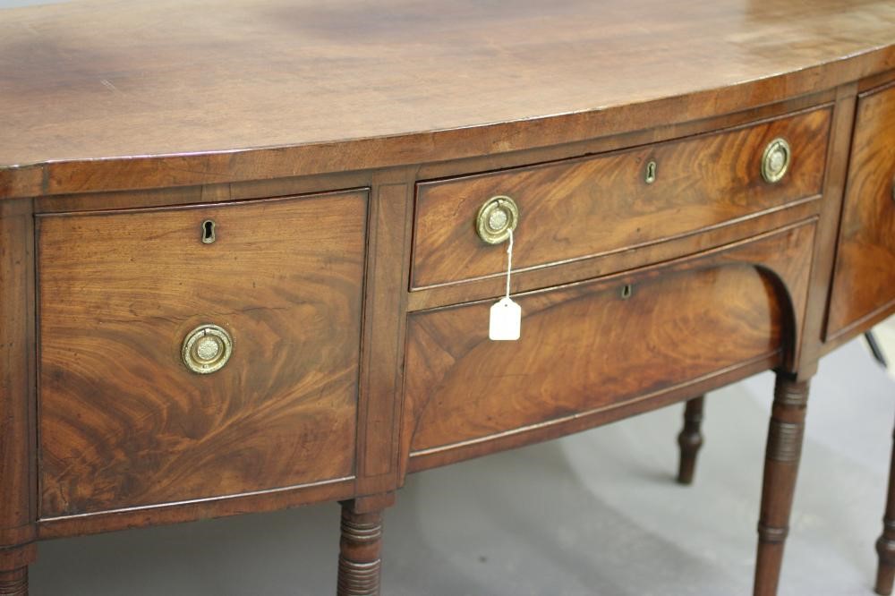 A REGENCY MAHOGANY SIDEBOARD Image