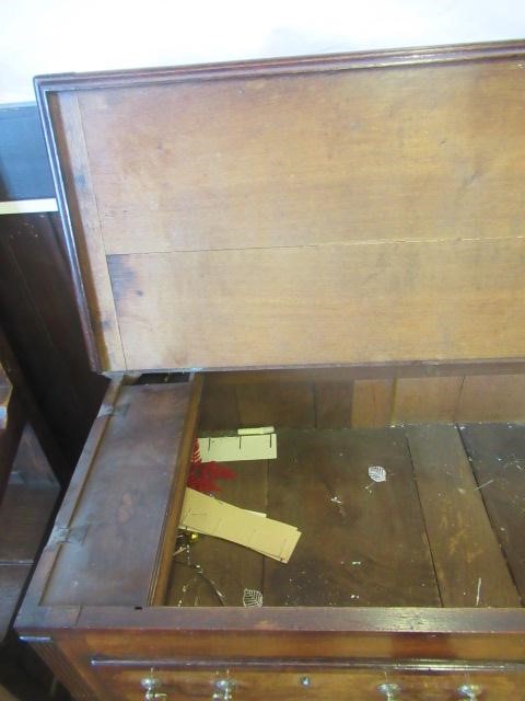 A GEORGIAN OAK AND MAHOGANY BANDED LANCASHIRE DRESSER Image