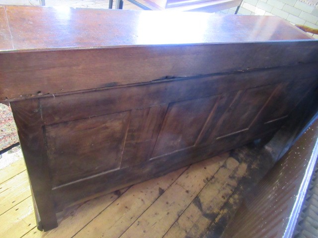 A GEORGIAN OAK AND MAHOGANY BANDED LANCASHIRE DRESSER Image