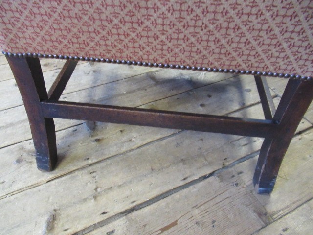 A GEORGIAN MAHOGANY WING ARMCHAIR Image