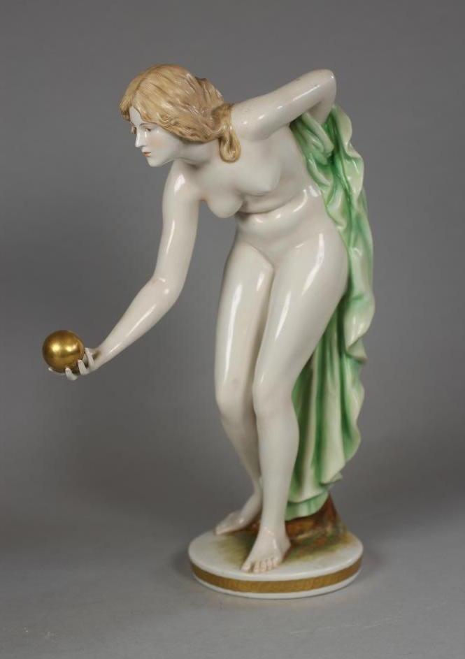 A SCHEIBE ALSBACH PORCELAIN FIGURE Image