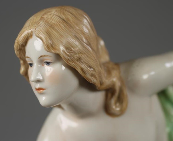 A SCHEIBE ALSBACH PORCELAIN FIGURE Image