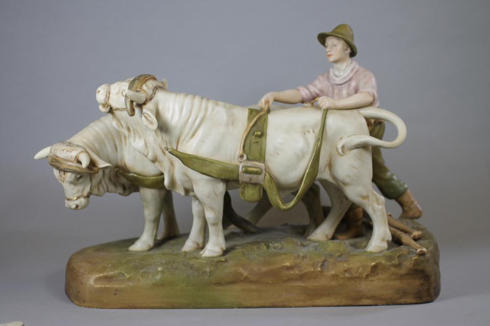 A ROYAL DUX BISQUE PORCELAIN FIGURE Image