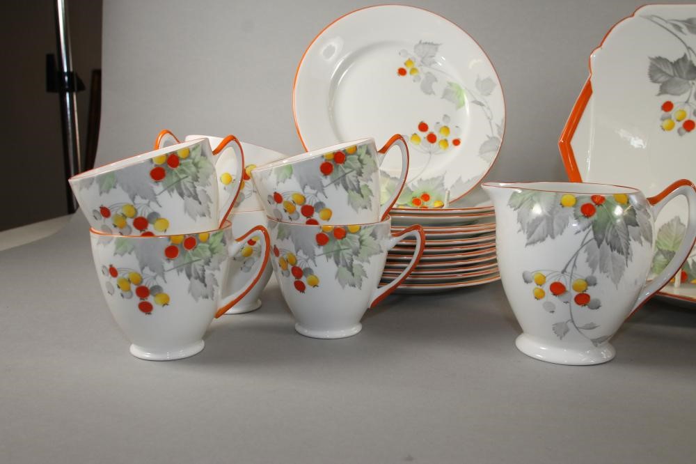 A SHELLEY CHINA TEA SERVICE Image