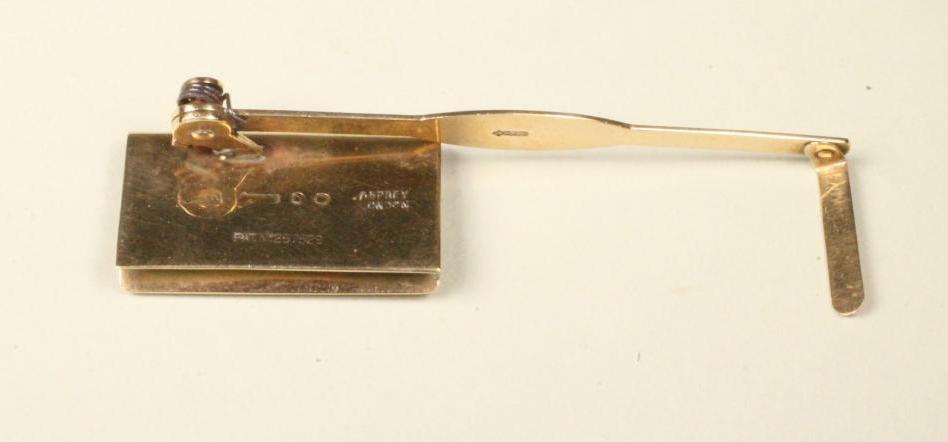 A 9CT GOLD PAGE MARKER Image