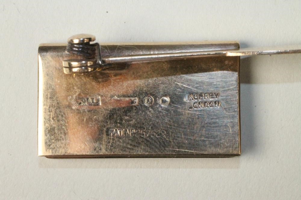 A 9CT GOLD PAGE MARKER Image