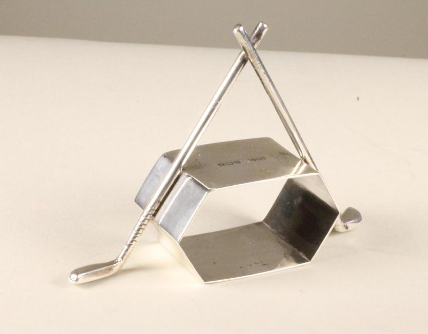 AN ART DECO NOVELTY SILVER NAPKIN RING Image