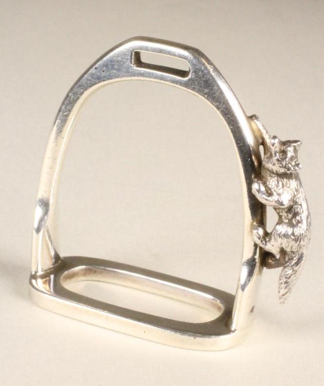 A NOVELTY SILVER NAPKIN RING Image